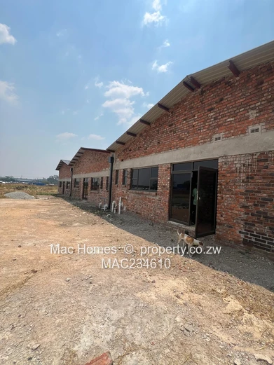 Warehouses in Msasa available