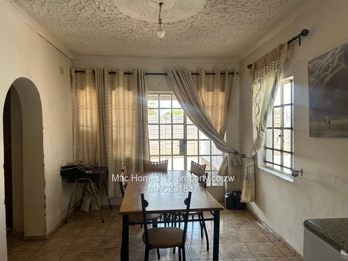Zimre Park spacious home for sale
