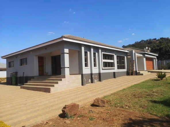 Luxury Home in Cold Comfort