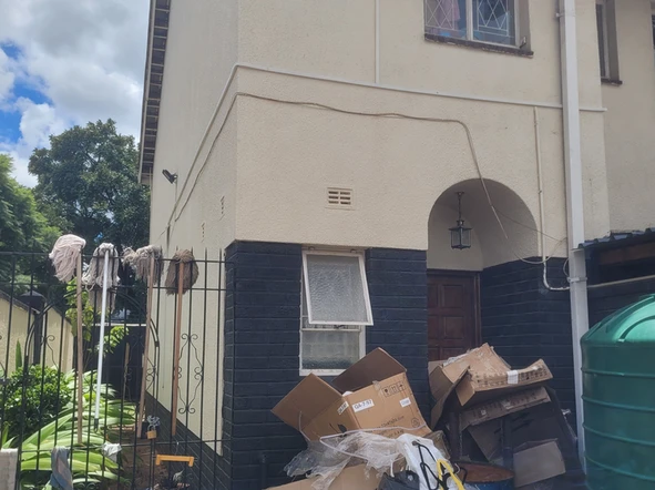 3 Bedroom Flat & Apartment