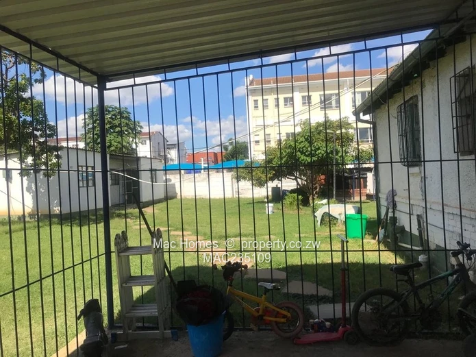 Townhouse/Commercial Property For Sale