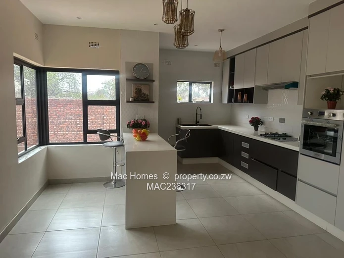 Double storey Villa for sale in Mabelreign 