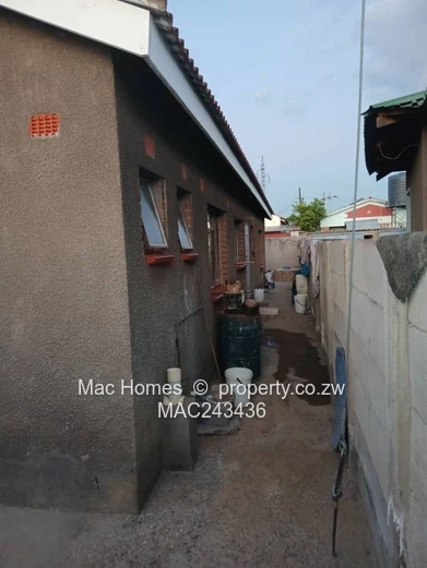 Chitungwiza house for sale (Sole Mandate)