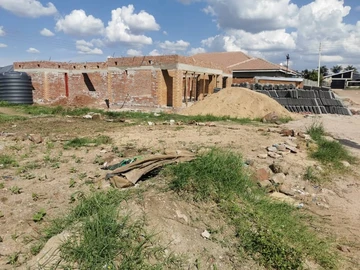 Stands & Residential Land