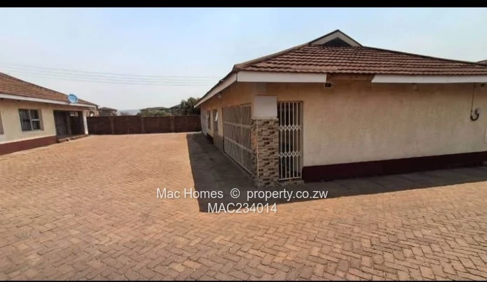 2 bedroom cluster homes available for sale in Mafokero