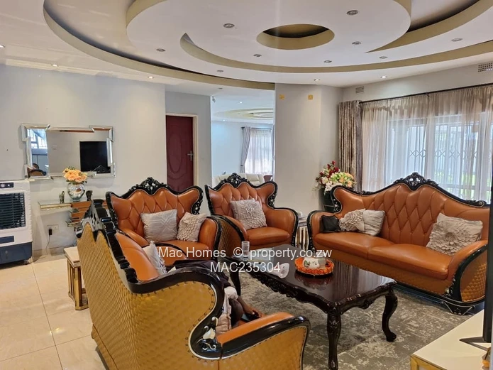 Fully furnished 5 Bedroomed house in Waterfalls