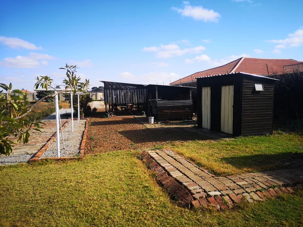 Stands & Residential Land