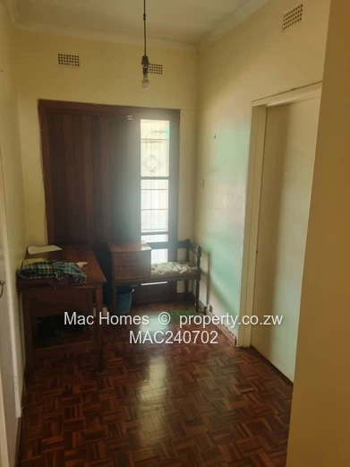 Well Located Hillside House for Sale (Sole Mandate)