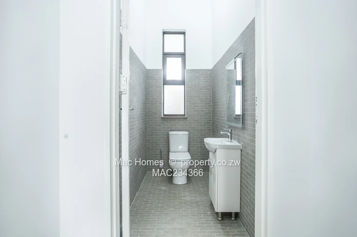 Brooke's Finest- Newly Built House