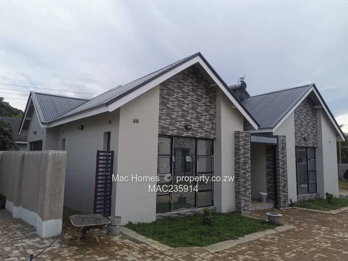 Elegant 3-Bedroom Townhouse Cluster in Prime Borrowdale (Sole Mandate)