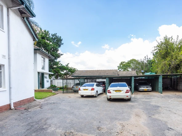 3 Bedroom Garden Flat