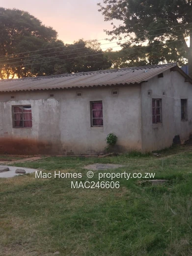 Commercial Property for Sale in Greendale Behind Bhola Msasa