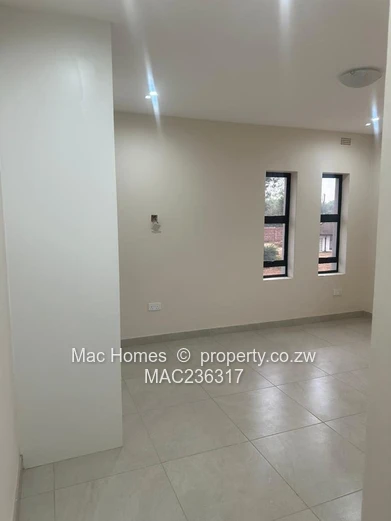 Double storey Villa for sale in Mabelreign 