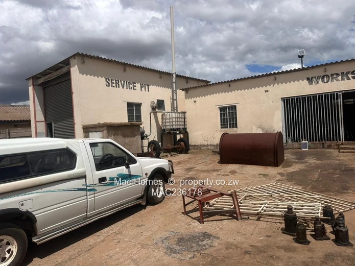 Commercial land for sale in Windsor Park, Ruwa