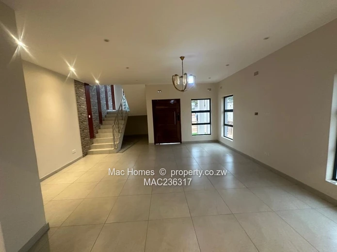 Double storey Villa for sale in Mabelreign 