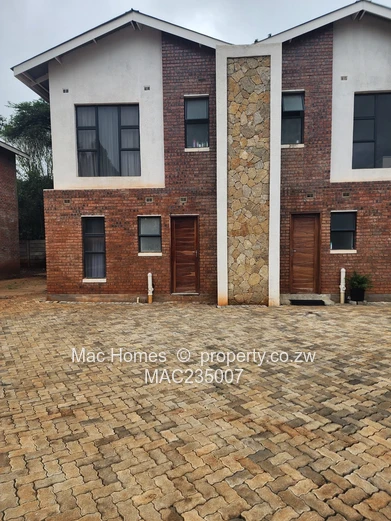 Helensvale clusters for sale 