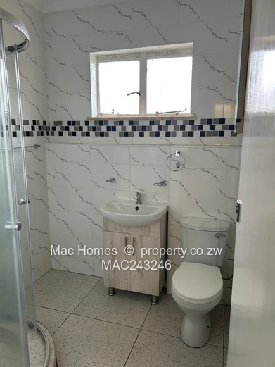 2 Bedroomed Duplex Close To Belgravia To Let