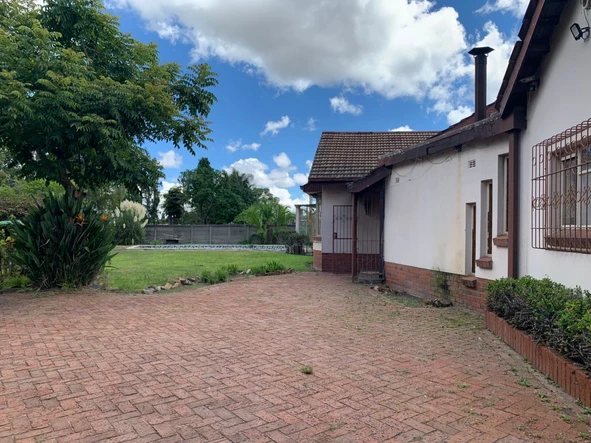 5 Bedroom House