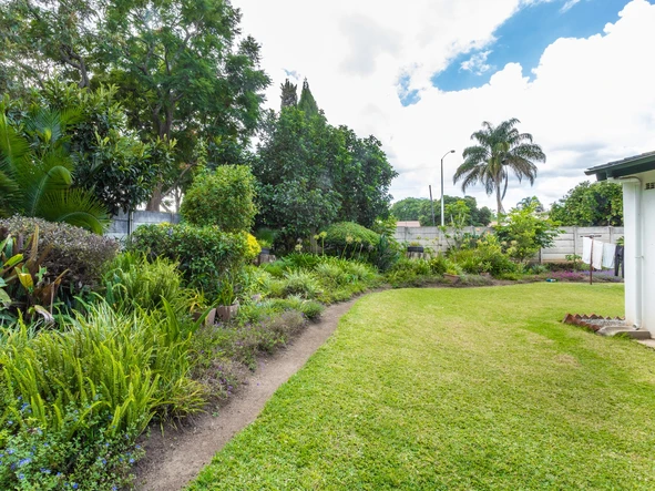 3 Bedroom Garden Flat