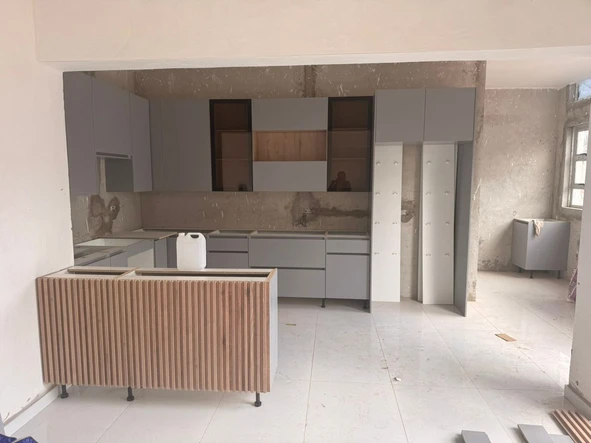 3 Bedroom Flat & Apartment