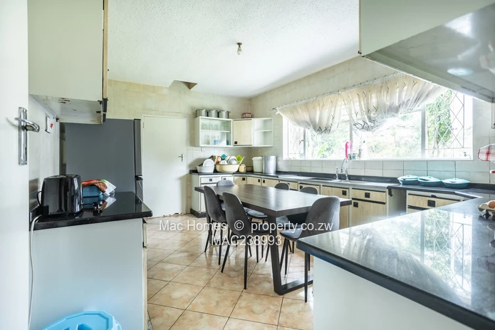 Spacious 7-Bed Chisipite Home with Borehole-550k