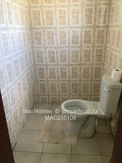 Townhouse/Commercial Property For Sale