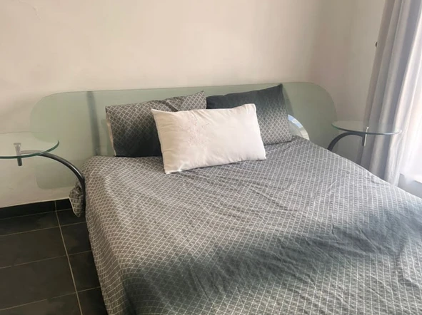 3 Bedroom Flat & Apartment