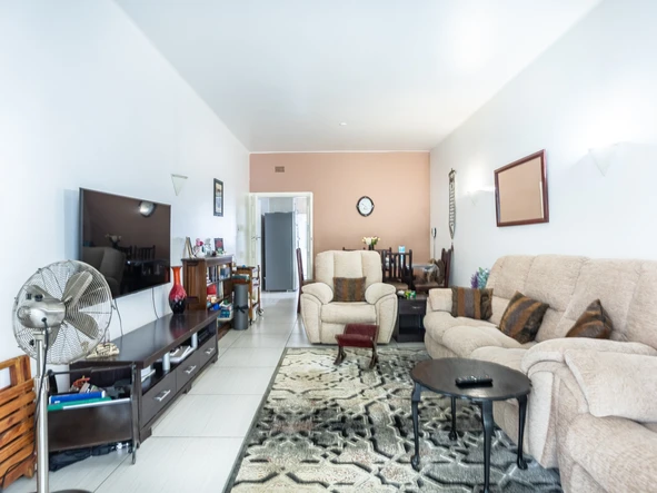 3 Bedroom Garden Flat