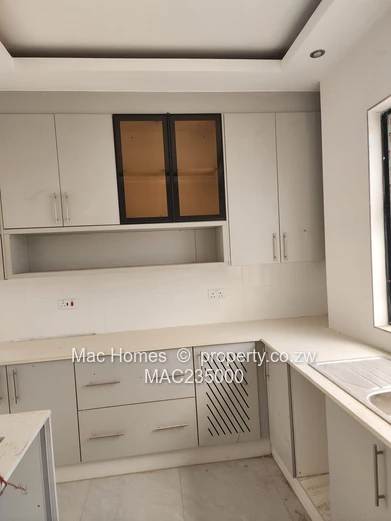 11 on Teigh Rd, Borrowdale west cluster 