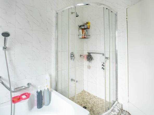 3 Bedroom Garden Flat