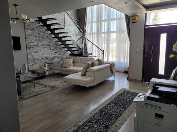 4 Unit Townhouse Complex