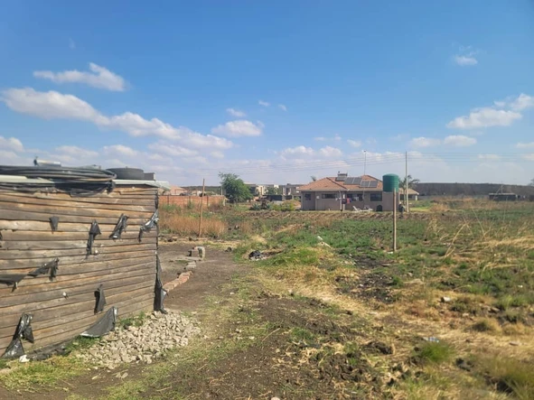 Stands & Residential Land