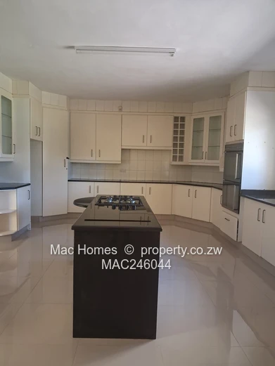 6 bedroom to rent in borrowdale west
