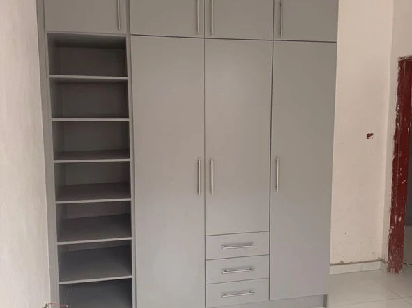 3 Bedroom Flat & Apartment