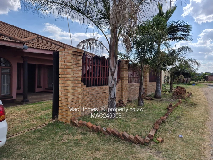Tynwald Lenana park -house for sale 67k