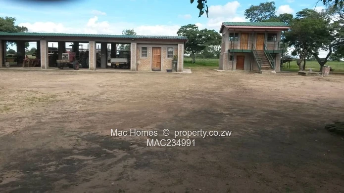 20ha Melfort Farm — Dam, Grazing, Cattle Kraal & Homes